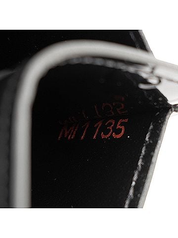 Louis Vuitton Louis Vuitton Limited Edition Monogram Vernis Stickers Sarah Wallet (view 2)