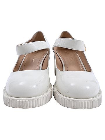 Christian Dior D-Doll Pumps in White Leather (view 2)