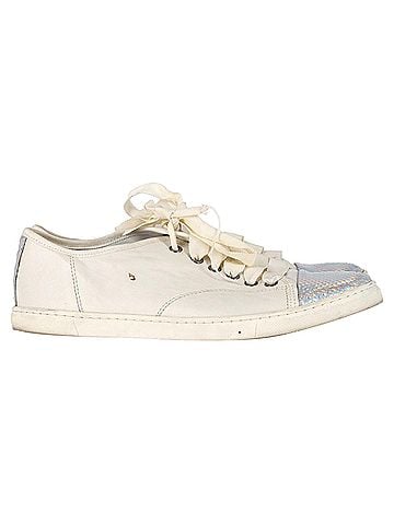 Lanvin  Lanvin Snakeskin-Effect Cap Toe Sneakers in White Leather (view 1)