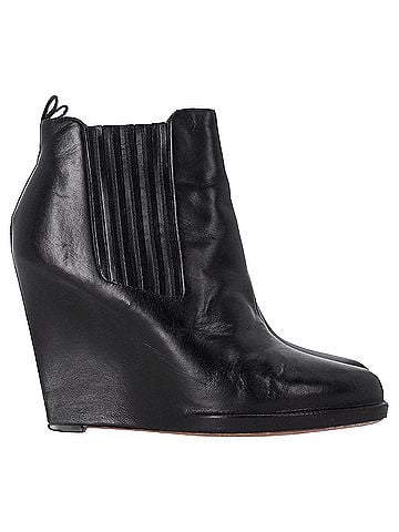 Givenchy Givenchy Wedge Ankle Boots in Black Leather (view 1)