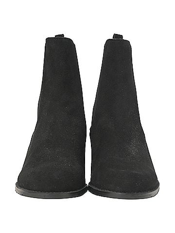 Stuart Weitzman Stuart Weitzman Laine Chelsea Boots in Black Suede (view 2)