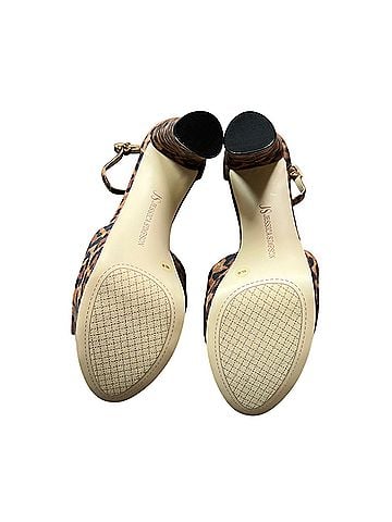 Jessica Simpson Izzella Heels (view 2)