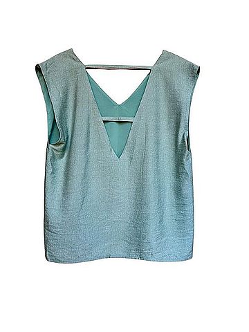 Blaque Label Tank Top (view 2)