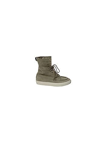 Common Projects Common Projects Tournament Shearling High-Top Sneakers in Grey Suede (view 1)