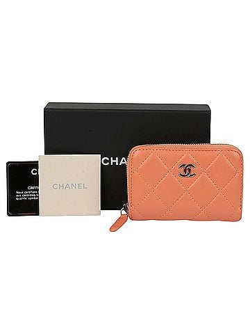 Chanel Classic Zipper Coin Purse (view 1)