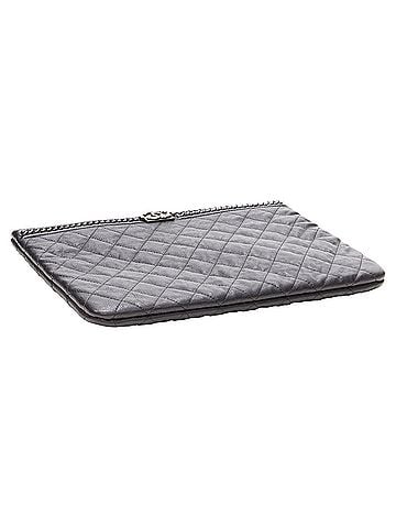 Chanel Chanel large boy o case quilted leather chain trim t pouch clutch bag (view 2)