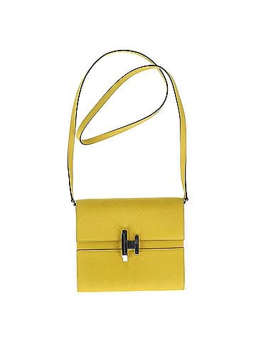 Hermès Hermes Cinhetic To Go Shoulder Bag in Yellow Leather (view 1)