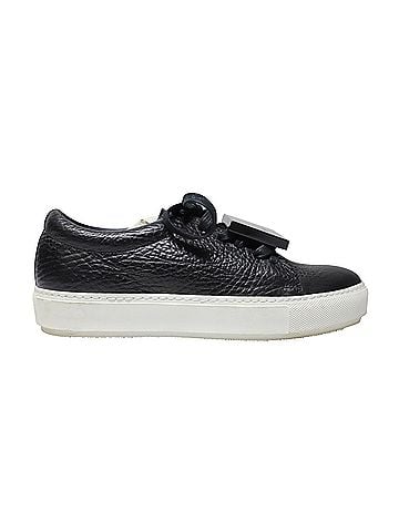 Acne Acne Studios Adriana Low Top Sneakers in Black Calfskin Leather (view 1)