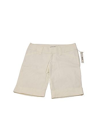Alice + Olivia Alice + Olivia Cuffed Bermuda Shorts in White Cotton (view 1)