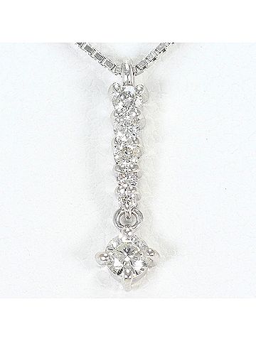 Unbranded 18K (18-karat white gold) necklace with 0.20ct diamond, total weight 2.5g, 45cm length, like new condition. (view 1)