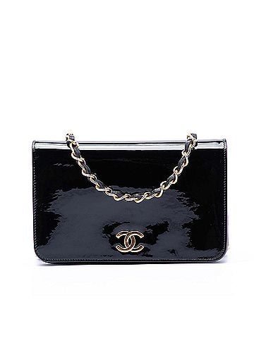 Chanel CC Patent Wallet On Chain (view 1)