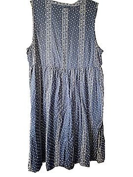 Old Navy Casual Dress (view 2)