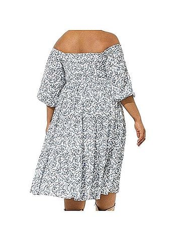 Torrid Ditsy Floral Washable Gauze Off The Shoulder Dress Casual Dress (view 2)
