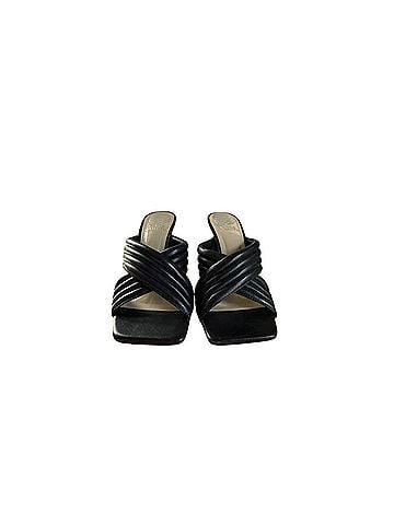 Vince Camuto sarendie Heels (view 2)