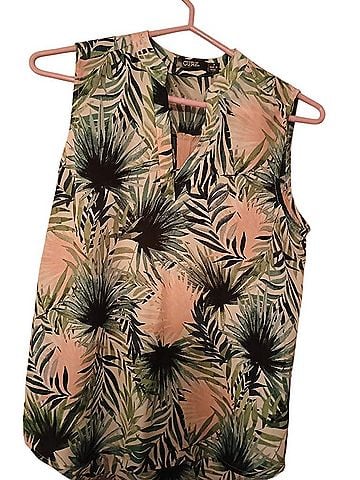 Cure CURE Sleeveless Button-Down Shirt (view 1)