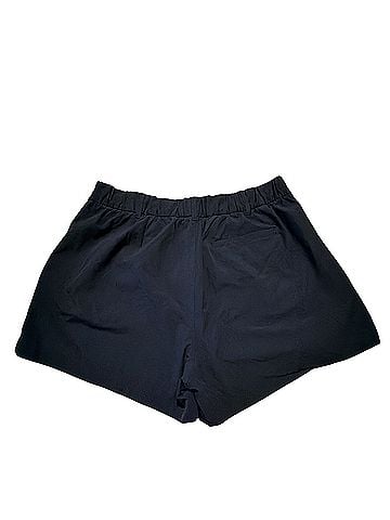 Vuori Shorts (view 2)