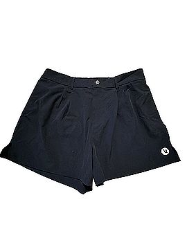 Vuori Shorts (view 1)