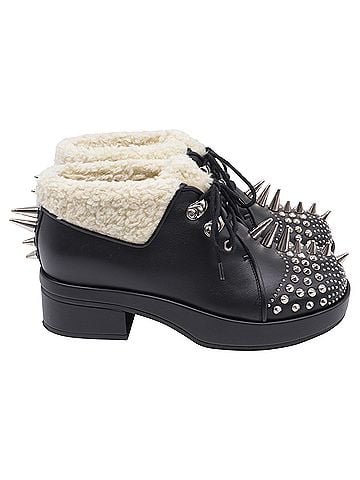 Gucci Gucci Harlem Spike Shear-Lined Ankle Boots in Black Leather (view 1)