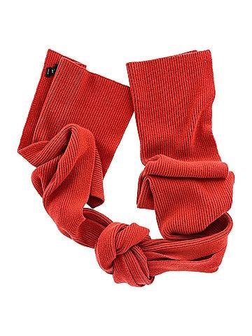 Joseph Joseph Ribbed Scarf in Red Cashmere (view 2)