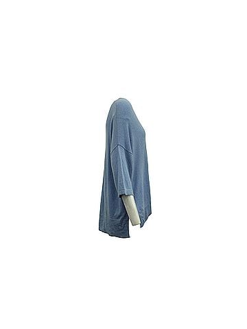 Vince. Vince Oversized Sweater in Light Blue Cashmere (view 2)