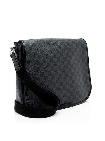 Louis Vuitton Louis Vuitton Damier Graphite Daniel MM Messenger (view 1)