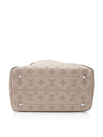 Louis Vuitton Louis Vuitton Mahina Leather Hina MM Tote (view 2)