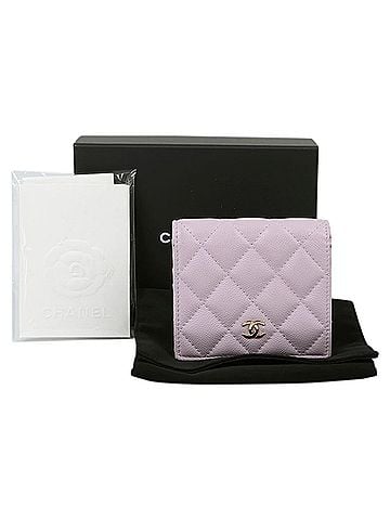 Chanel Caviar Classic Bifold Wallet (view 1)