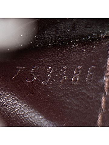 Louis Vuitton Louis Vuitton Monogram Vernis Sarah NM Wallet (view 2)