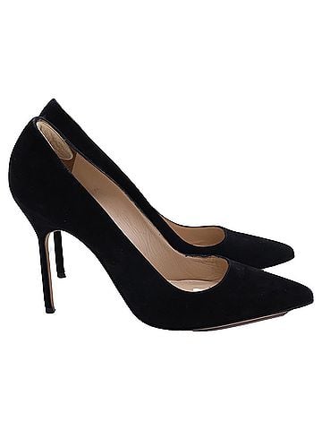 Manolo Blahnik Manolo Blahnik BB Pumps in Black Suede  (view 1)