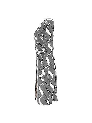 Diane von Furstenberg  Diane Von Furstenberg Geometric Knee-Length Wrap Dress in Black and White Silk (view 2)