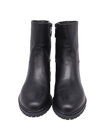 Stuart Weitzman Stuart Weitzman City Zip Ankle Boots in Black Leather (view 2)