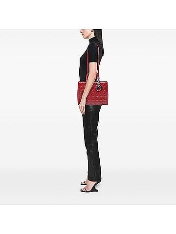 Dior Large Patent Cannage Lady Dior (view 2)