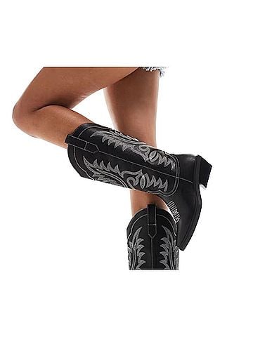 Bianco Boots (view 2)