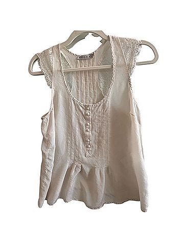 Kookai Ivory Lace-Trim Pleated Camisole Sleeveless T-Shirt (view 1)