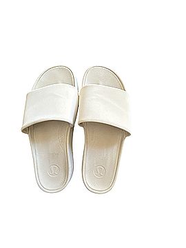 Lululemon Athletica Flip Flops (view 1)