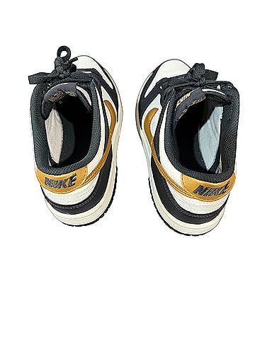 Nike Sneakers (view 2)