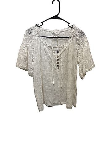 LoveRiche Short Sleeve Blouse (view 1)