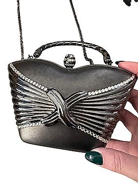 Target Clutch (view 1)