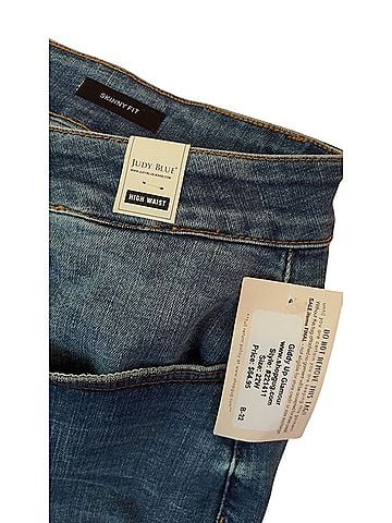 Judy Blue Judy Blue  Jeans (view 2)