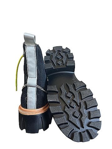 No Name Boots (view 2)