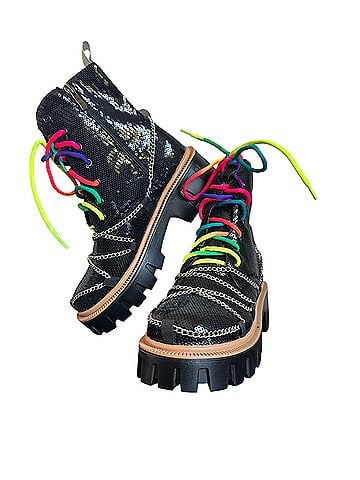 No Name Boots (view 1)