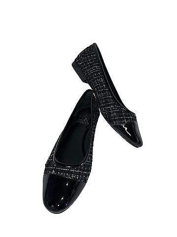 Vince Camuto Minndy Flats (view 1)