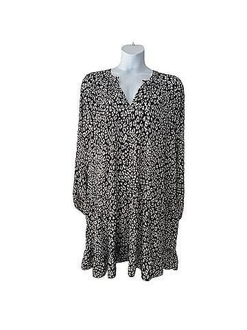 Banana Republic Factory Store Casual Dress (view 1)