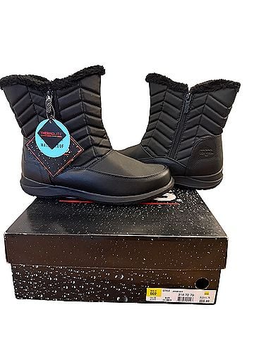 Totes Jarablack Boots (view 1)