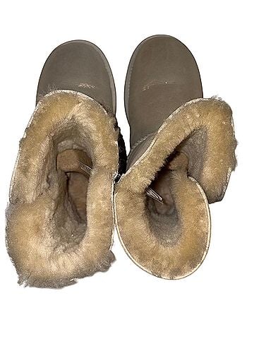 Ugg Boots (view 2)