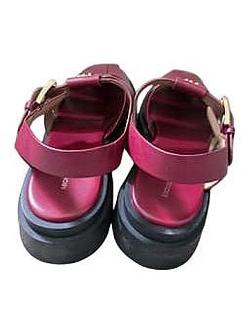Michael Kors Indy Fisherman Sandals (view 2)