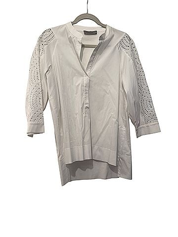 D. Exterior Blouse (view 1)