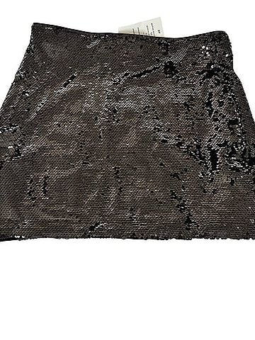 H&M Formal Skirt (view 1)