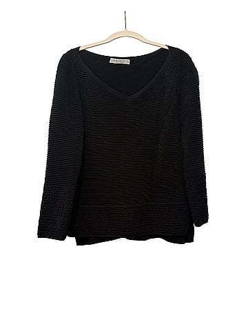 D. Exterior Long Sleeve Top (view 1)