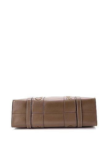 Chloé Woody Tote Leather Medium (view 2)